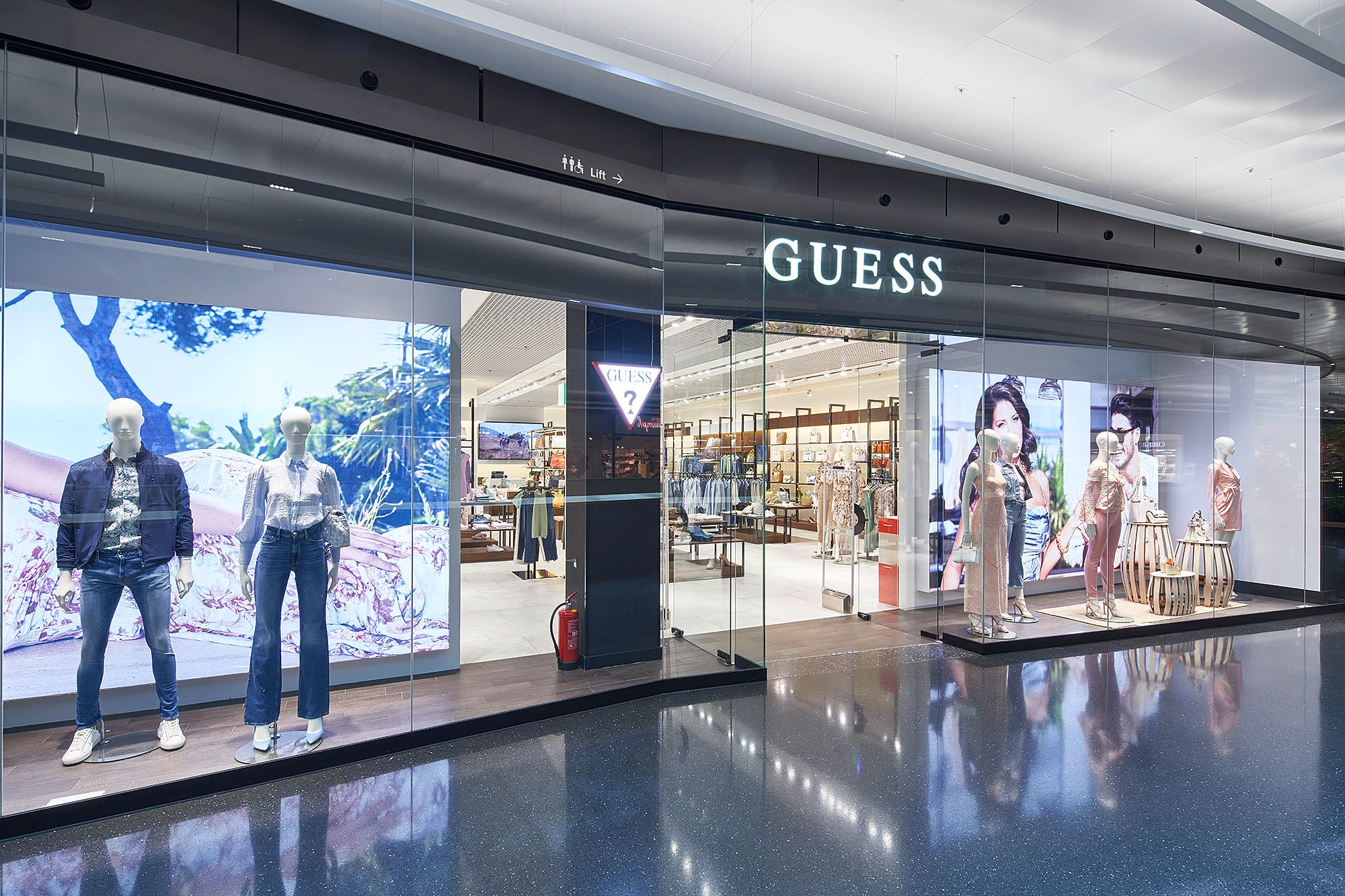 Front von GUESS