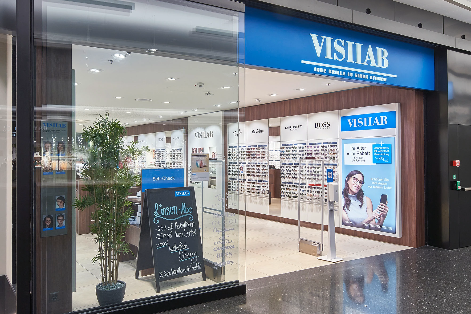 Front von Visilab