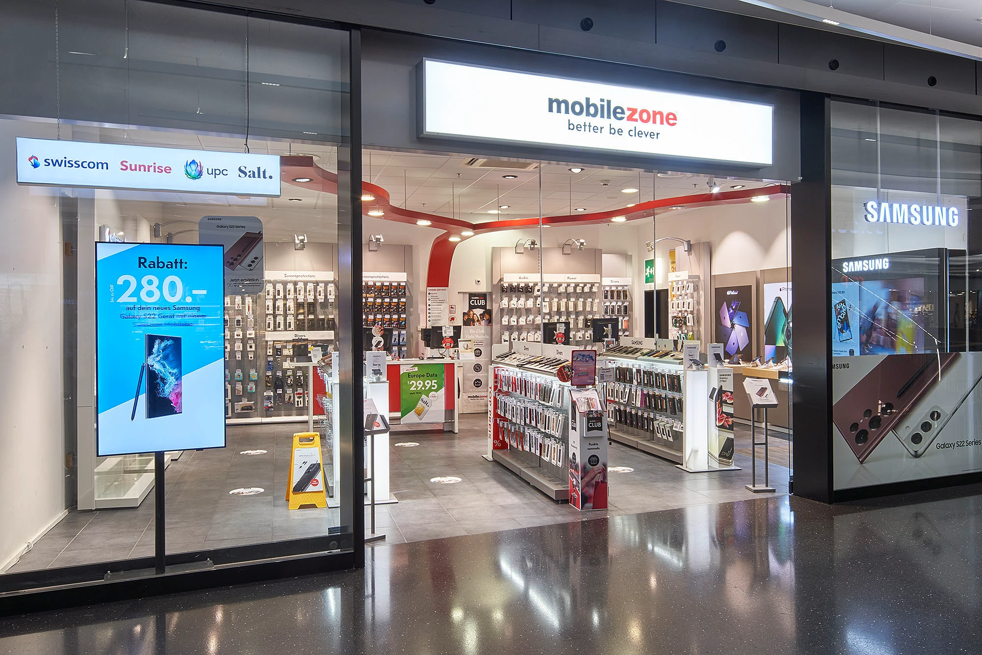 Exterior view of Mobilezone