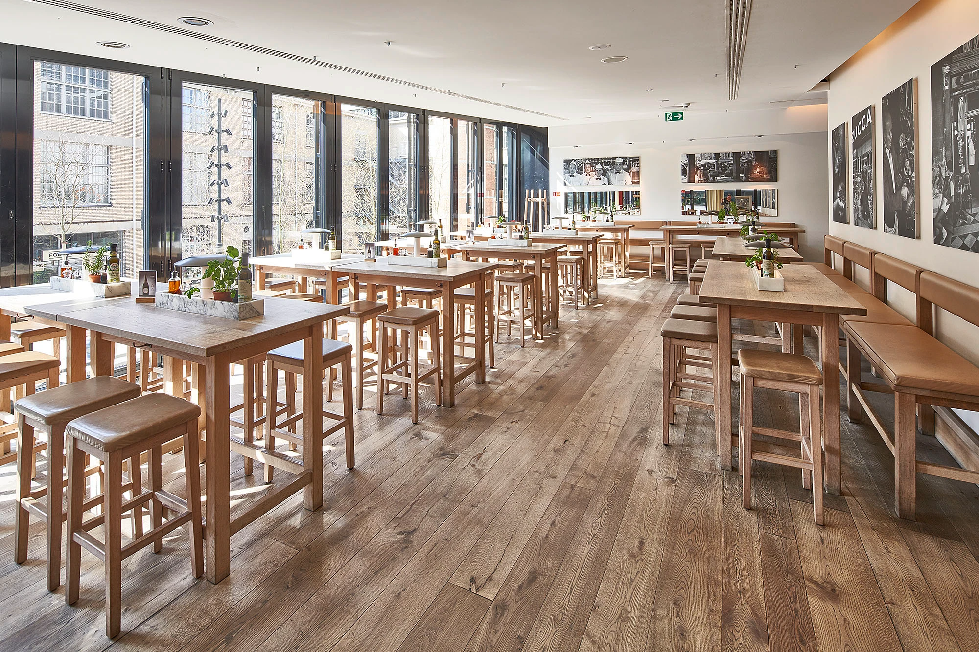 Interior view of Vapiano